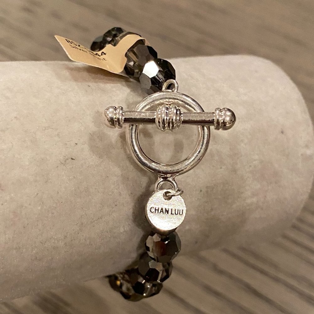 New Authentic Chan Luu Swarovski Crystal Toggle Stretch Bracelet